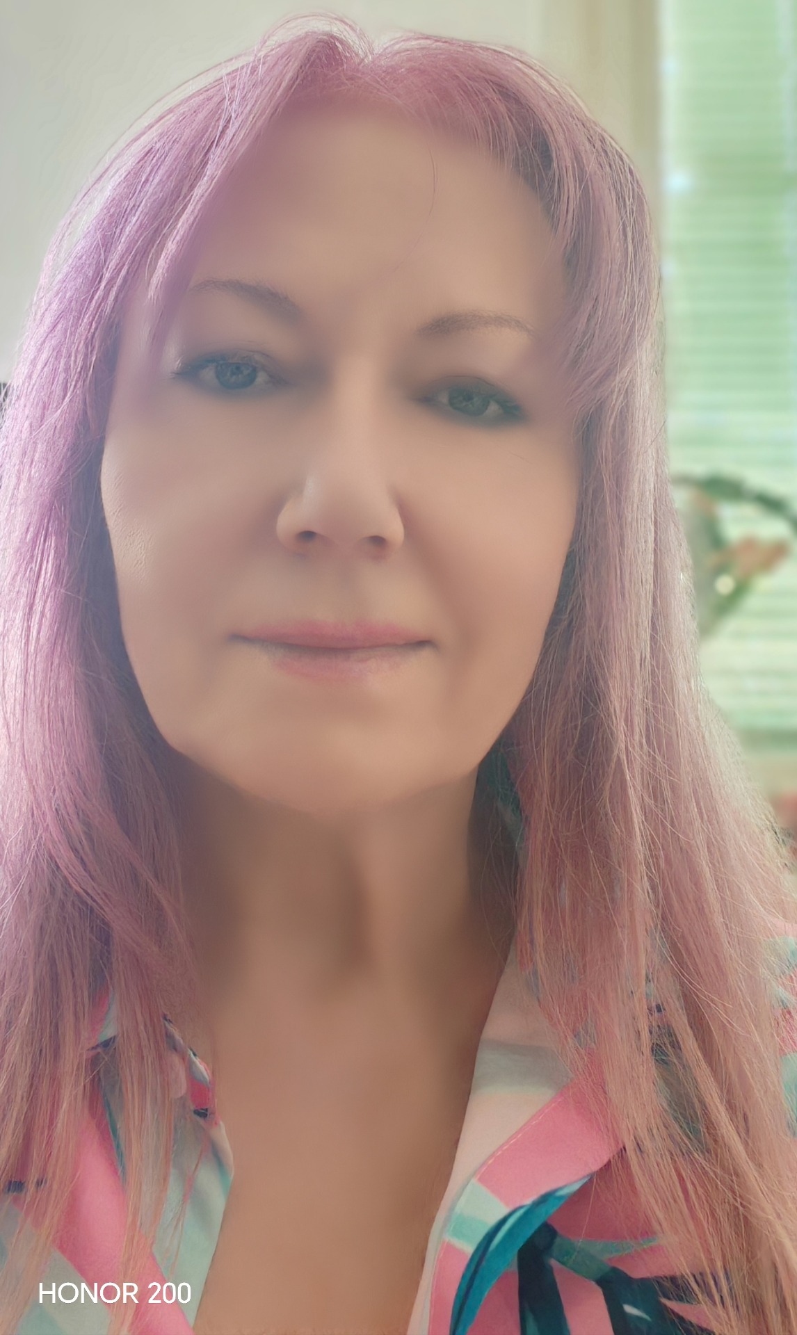 Juli Földesi Holistic Therapist, Healing Master and Fortune Teller